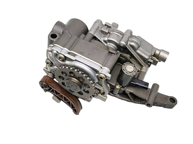 Масляный насос   2781810547, 2781810520  Mercedes-Benz GL X166 