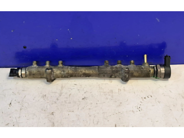 Vstřikovací lišta 30757146, 0445215023   Volvo V70    D 5244 T4 