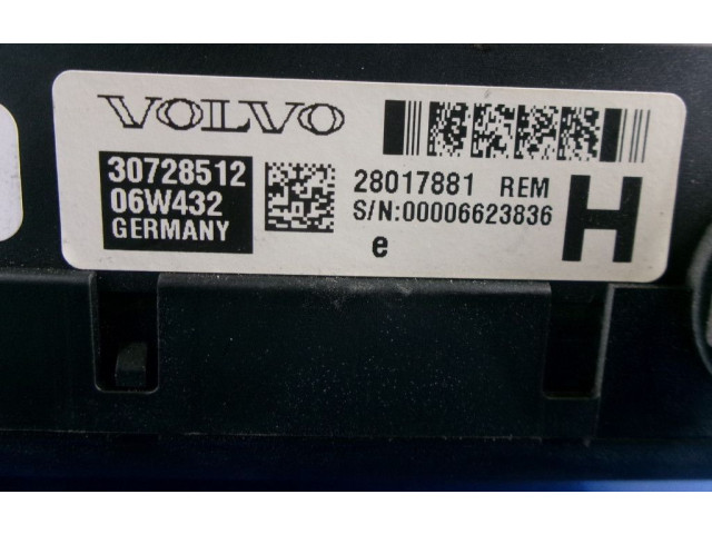   Pojistková skříňka 30728512, 30728512   Volvo S60 2007