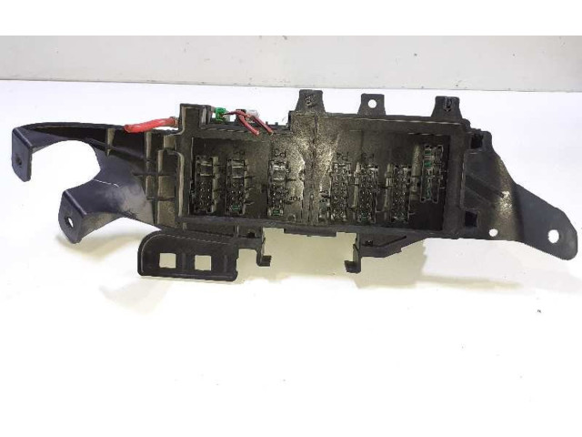   Pojistková skříňka A1645403072, A1645402372   Mercedes-Benz GL X164 2006
