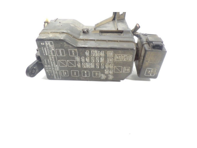 Pojistková skříňka Řídící jednotka BSM 8274160010, 8266160120   Toyota Land Cruiser (J100) 2001