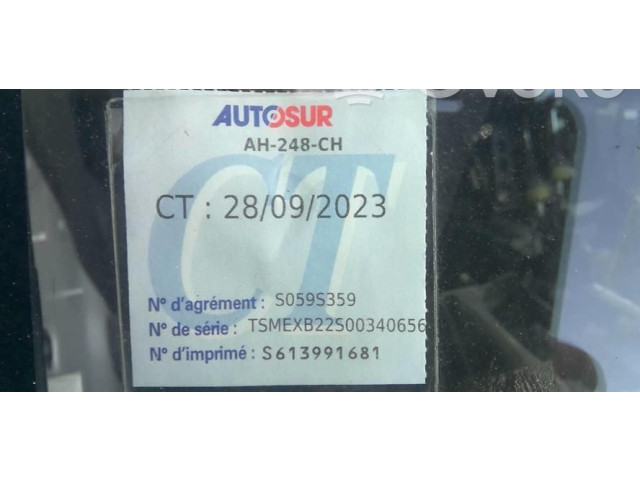 Ручка стеклоочистителей 3731062JA1   Suzuki Splash