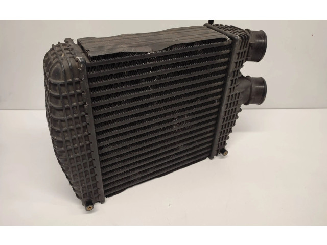 Интеркулер  670039351, Ll022001   Maserati Levante 3.0