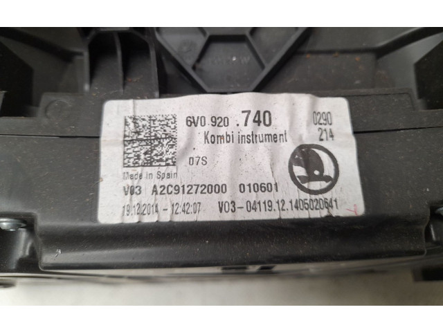 Přístrojová deska  Skoda Fabia Mk2 (5J) 2013 6V0920740  