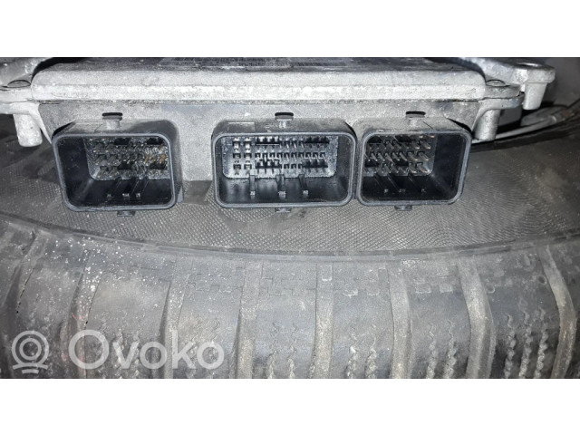 Блок управления двигателя 0281011033, 9646719280   Citroen C8