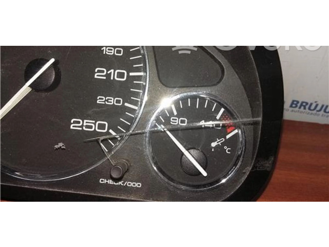 Přístrojová deska  Peugeot 407 2004 9658138280  
