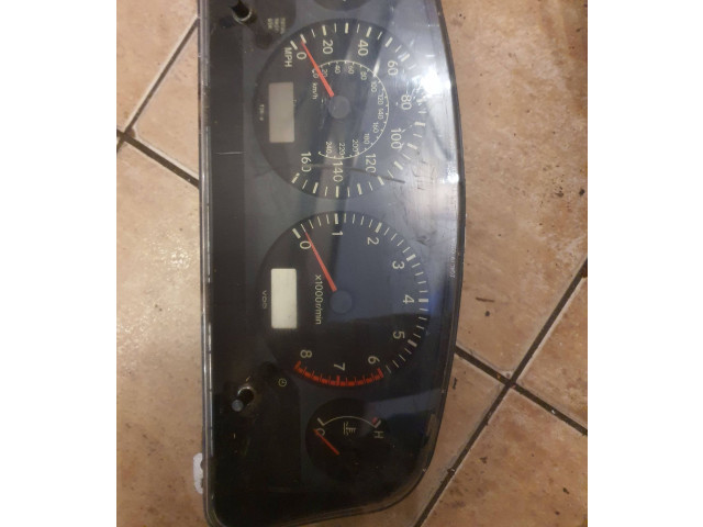 Панель приборов 88458014, 0046551003   Toyota Avensis T220       
