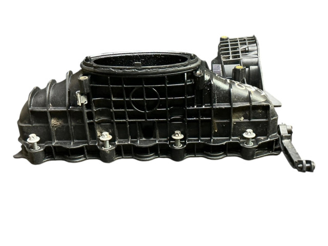 Поршень Всасывающий коллектор  A6510900037  Mercedes-Benz C W204  