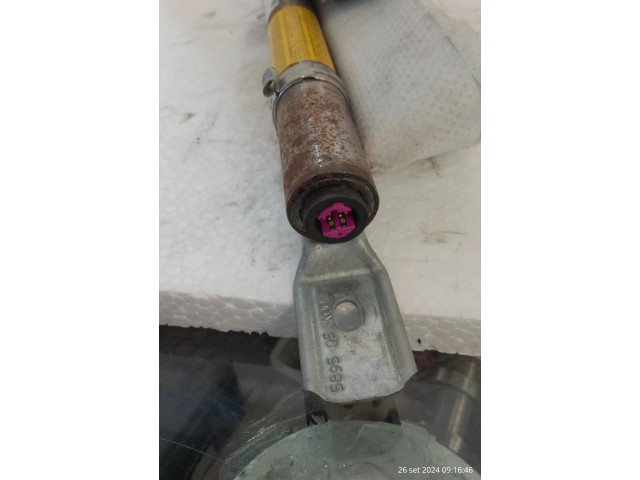 Боковая подушка безопасности 520808250   Fiat 500L