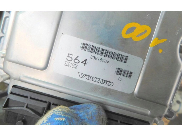Řídící jednotka 0281010440   Volvo S40, V40 1995