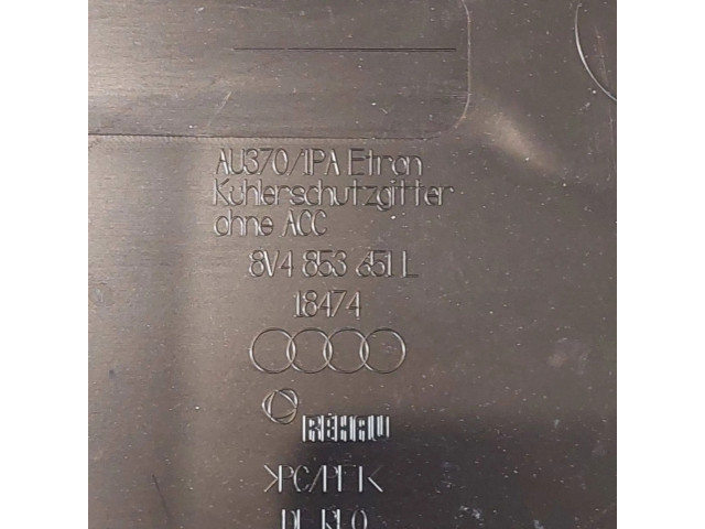 Передняя решётка Audi A3 S3 8V 2013-2019 года 8V4853651L, 8V4.853.651.L      