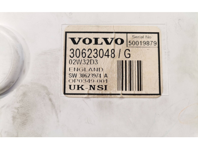 Pojistková skříňka Спидометр (приборный щиток) 30623048, 30623974A   Volvo S40, V40 2003
