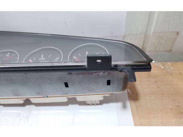 Přístrojová deska  Audi A6 S6 C4 4A 1997 88311219  