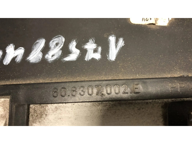 Přístrojová deska  Fiat Punto (188) 2002 90689, 606307002E  