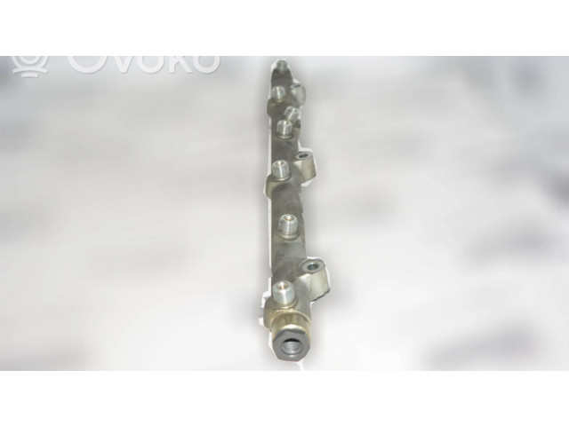 Vstřikovací lišta 0445216002   BMW 5 E39     