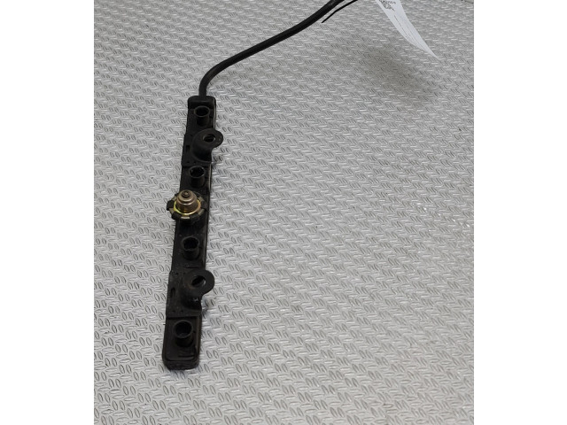 Vstřikovací lišta 2325021020   Toyota Yaris     