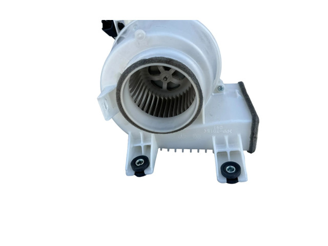 Вентилятор печки    DR6631A0757   Toyota RAV 4 (XA40)