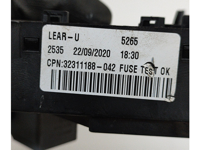   Pojistková skříňka 32311188, 31473569   Volvo V60 2020