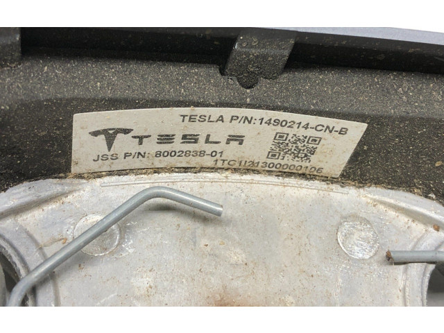 Руль Tesla Model Y  2020 -  года 1490214CNB      