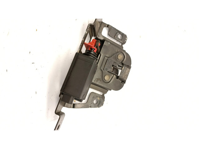 Zámek zadních dveří 51247057364   BMW 3 E46 2003
