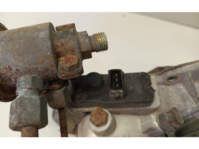 Vstřikovací lišta 026133353, 0438121011   Audi 80 90 B3     