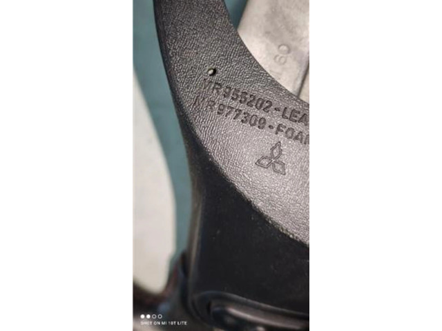 Руль Mitsubishi Colt  2004 - 2008 года MR977309, MR977309      