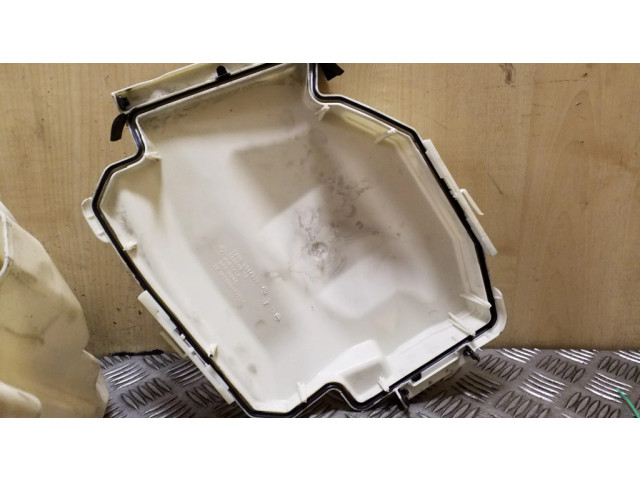   Pojistková skříňka 12907584147, 7584147   BMW X1 E84 2010