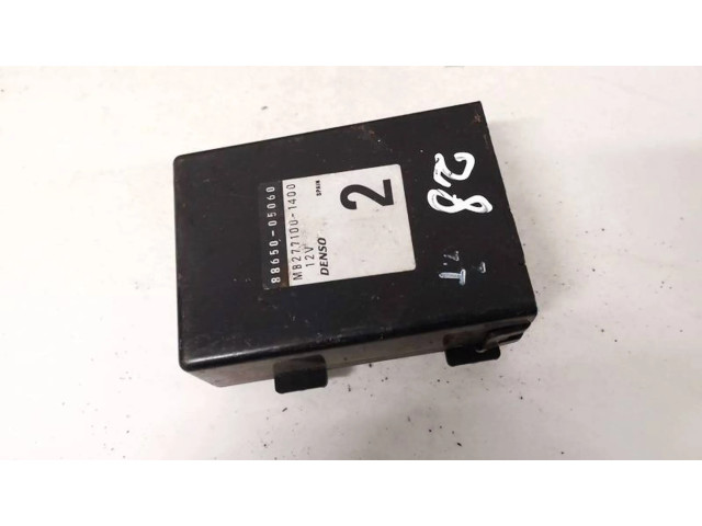 Блок управления 8865005060   Toyota Avensis T220