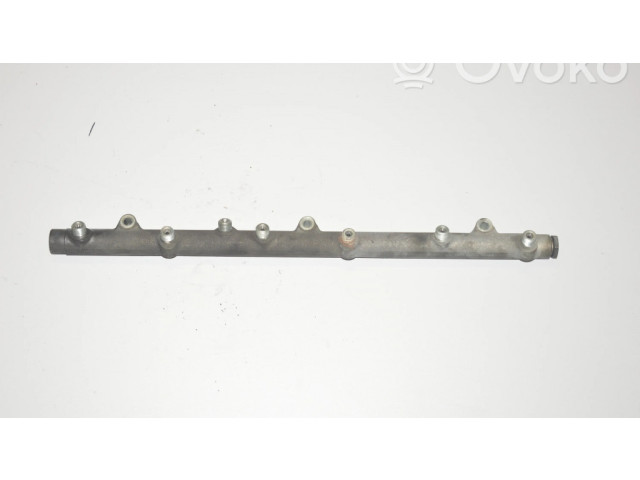 Vstřikovací lišta 0445216002   BMW 5 E39  pro naftový motor 3.0 M57 D30 (306D1) 