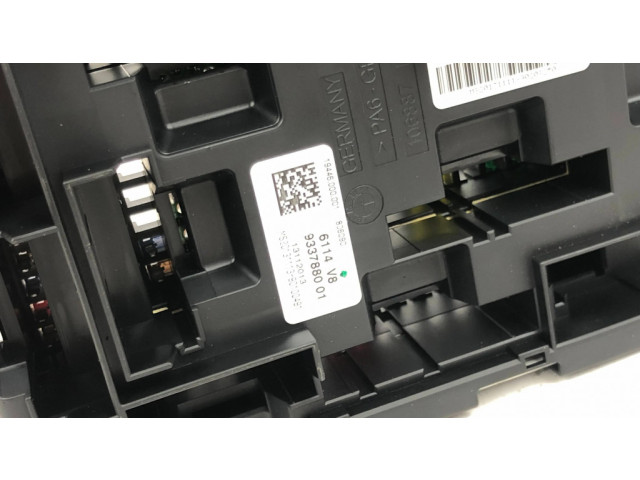 Блок предохранителей  9337884, 8D112013   BMW 3 GT F34    
