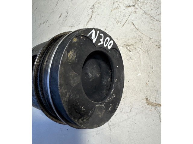 Píst 8340F   Mercedes-Benz ML W164    642.940 