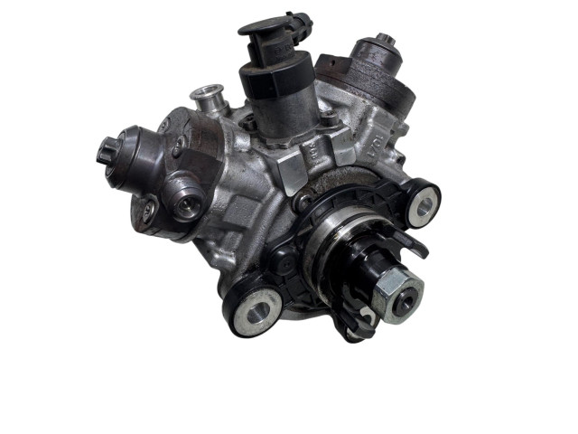 Vstřikovací čerpadlo 31372081   Volvo V60    D5204T7 