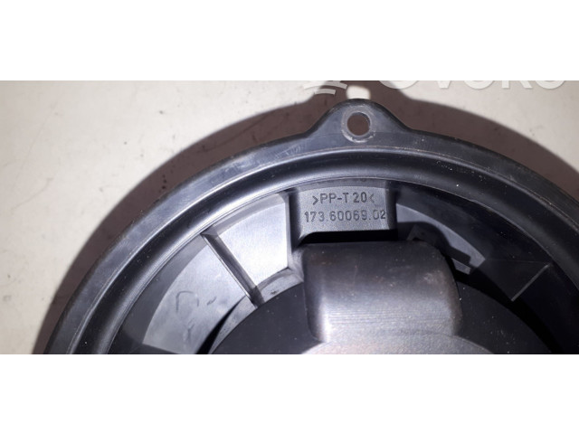 Вентилятор печки    1736006902, MF0160700721   Mitsubishi Colt