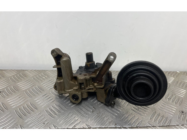 Масляный насос  CGX 06E115105  Audi A6 S6 C7 4G 