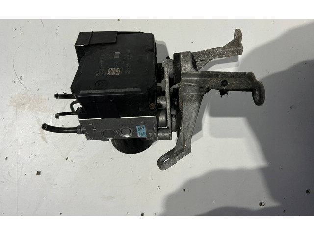 Jednotka ABS A2049012500   Mercedes-Benz C W204 2013