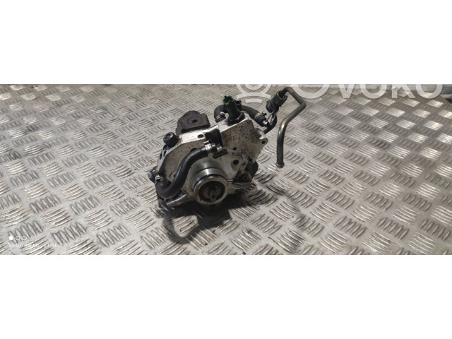 Vstřikovací čerpadlo 8692521   Volvo S80     