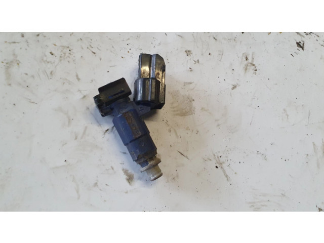 Vstřikovač 3531028000   Hyundai ix20  pro benzínový motor 1.4  