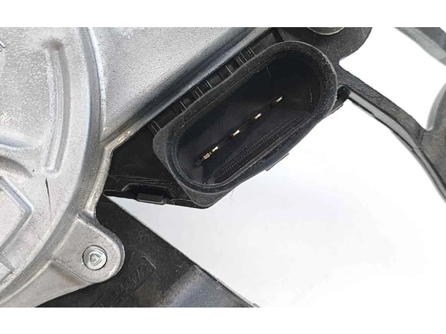 Моторчик заднего дворника 5G0955711C    Seat Ateca