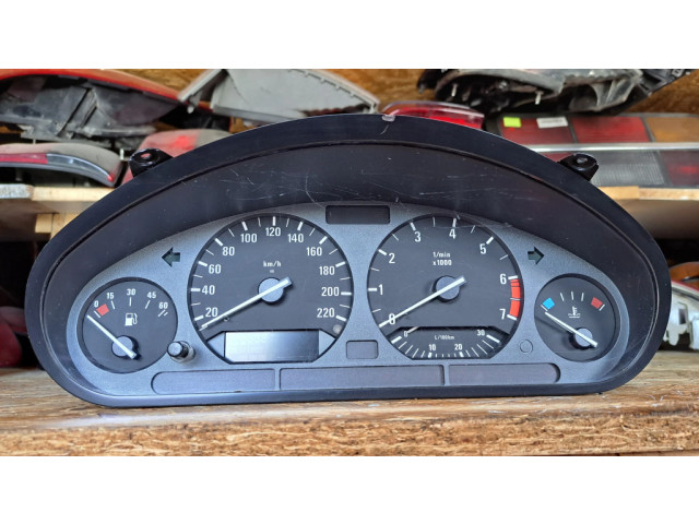 Přístrojová deska  BMW 3 E36 1999 8361208, 62118361208  