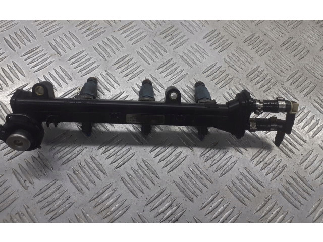 Топливная рампа 0003096V006   Smart ForTwo I  