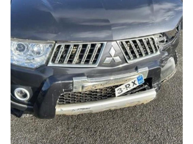 Спидометр (приборный щиток)    Mitsubishi  L200  2006 - 2014 года