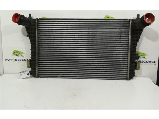 Интеркулер  3C0145805AM   Volkswagen Tiguan 