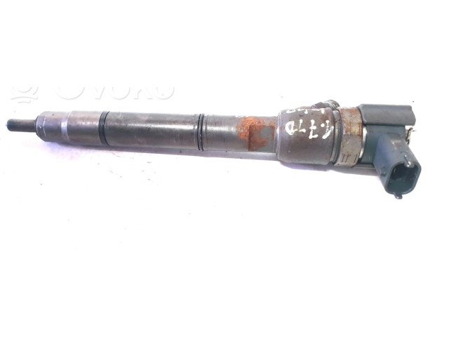 Vstřikovač 338002A800   Hyundai i40  pro naftový motor 1.7 D4FD 