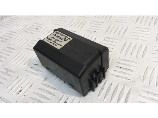   Pojistková skříňka 8638A009   Mitsubishi Pajero 2008