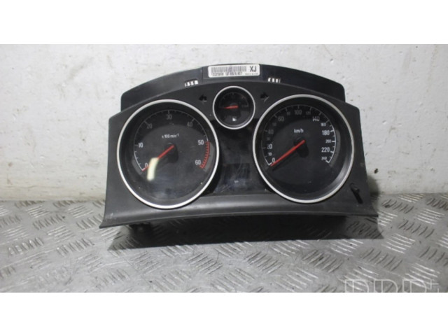 Přístrojová deska  Opel Zafira B 2007 13225988  