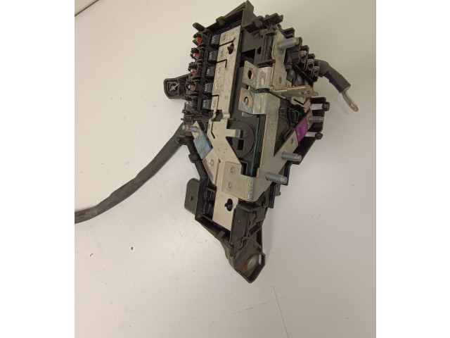 Блок предохранителей A2135403939   Mercedes-Benz EQC    