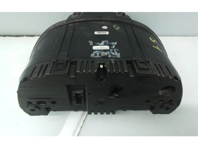 Přístrojová deska  BMW 1 E81 E87  104277503  