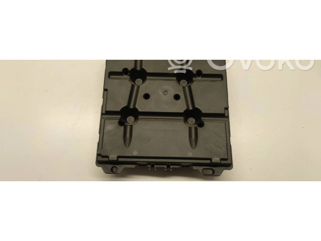 Блок комфорта 7e0937090   Volkswagen Transporter - Caravelle T6   