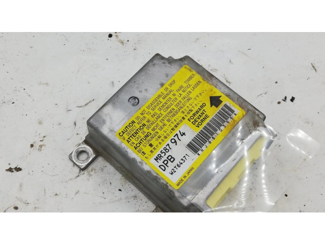 Блок подушек безопасности MR587974, W2T64371   Mitsubishi L200