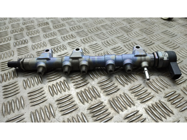 Vstřikovač 851415402, 8514148   BMW 2 F45  pro naftový motor 2.0 B47c20a 
